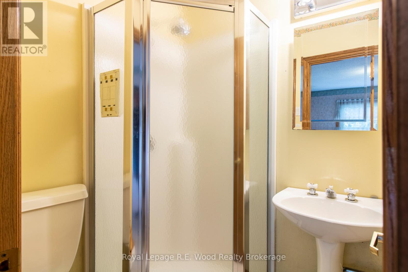 4974 Marion Street, Thames Centre, Ontario  N0L 1G4 - Photo 35 - X12173461