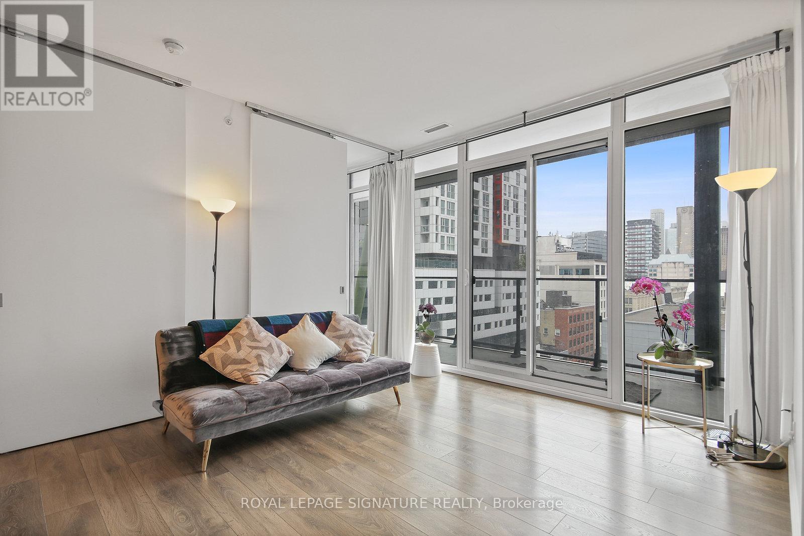 808 - 125 Peter Street, Toronto, Ontario  M5V 0M2 - Photo 7 - C12173241
