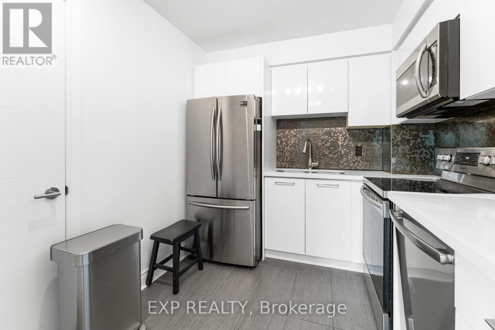 1109 - 2 Clairtrell Road, Toronto, Ontario  M2N 7H5 - Photo 11 - C12173249
