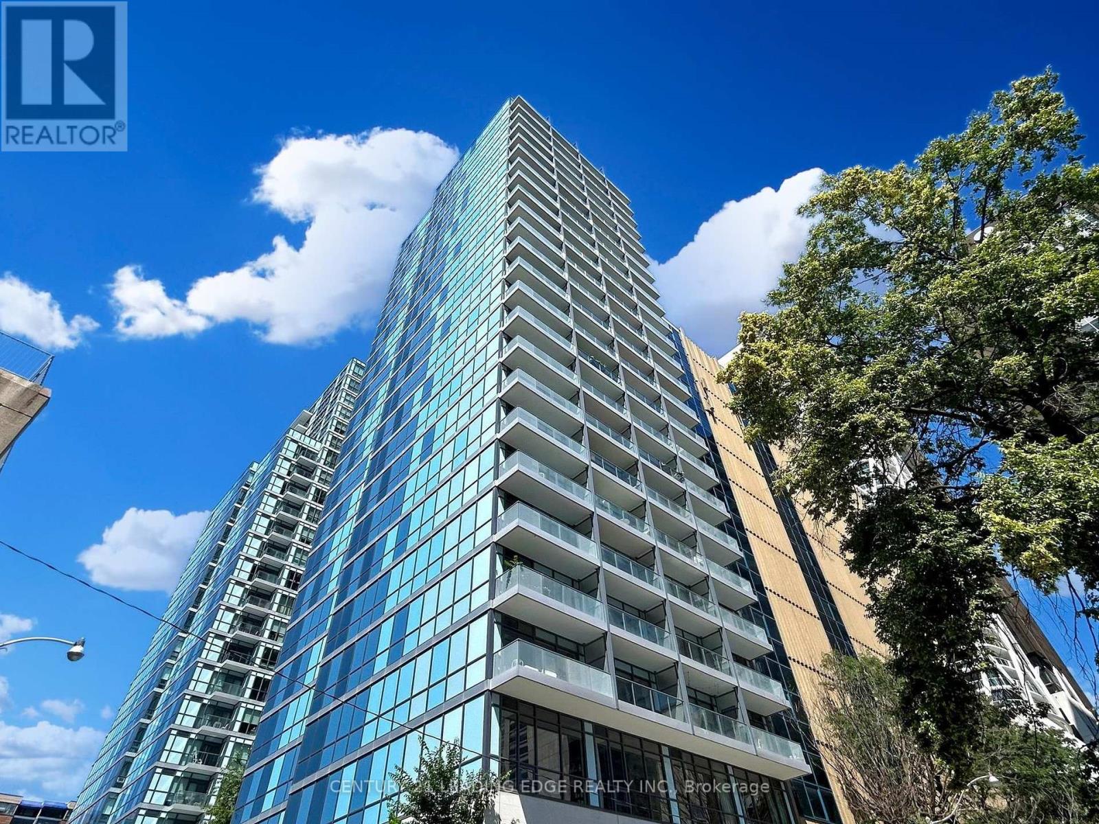 1012 - 210 SIMCOE STREET, Toronto, Ontario