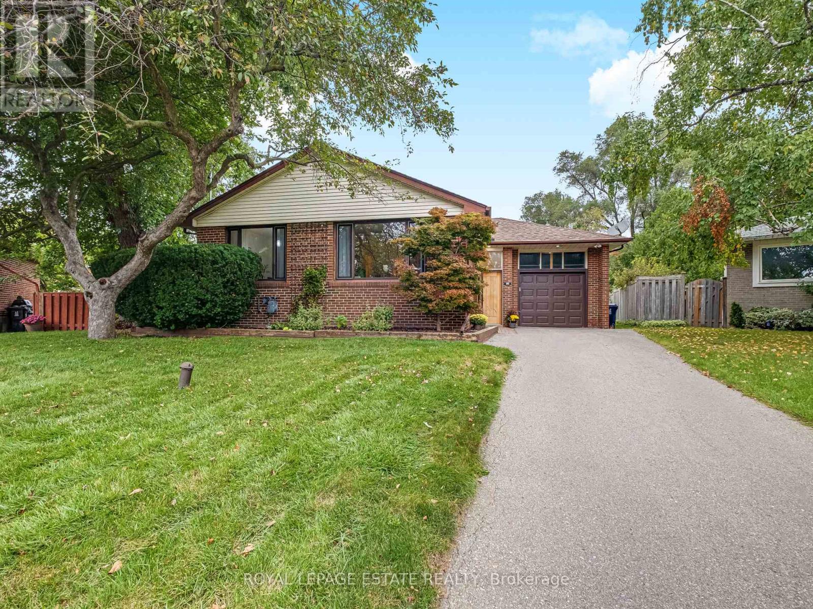 40 Dukinfield Crescent, Toronto (Parkwoods-Donalda), Ontario  M3A 2S1 - Photo 1 - C12173365