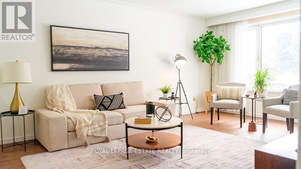 40 Dukinfield Crescent, Toronto (Parkwoods-Donalda), Ontario  M3A 2S1 - Photo 3 - C12173365