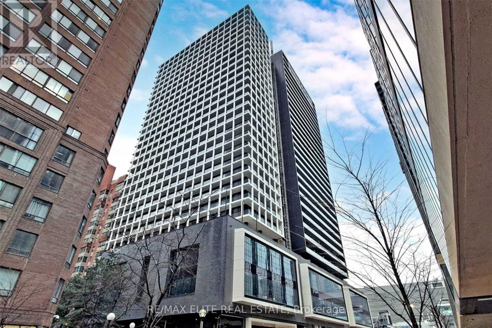 1307 - 20 Edward Street, Toronto, Ontario  M5G 1C9 - Photo 2 - C12173380