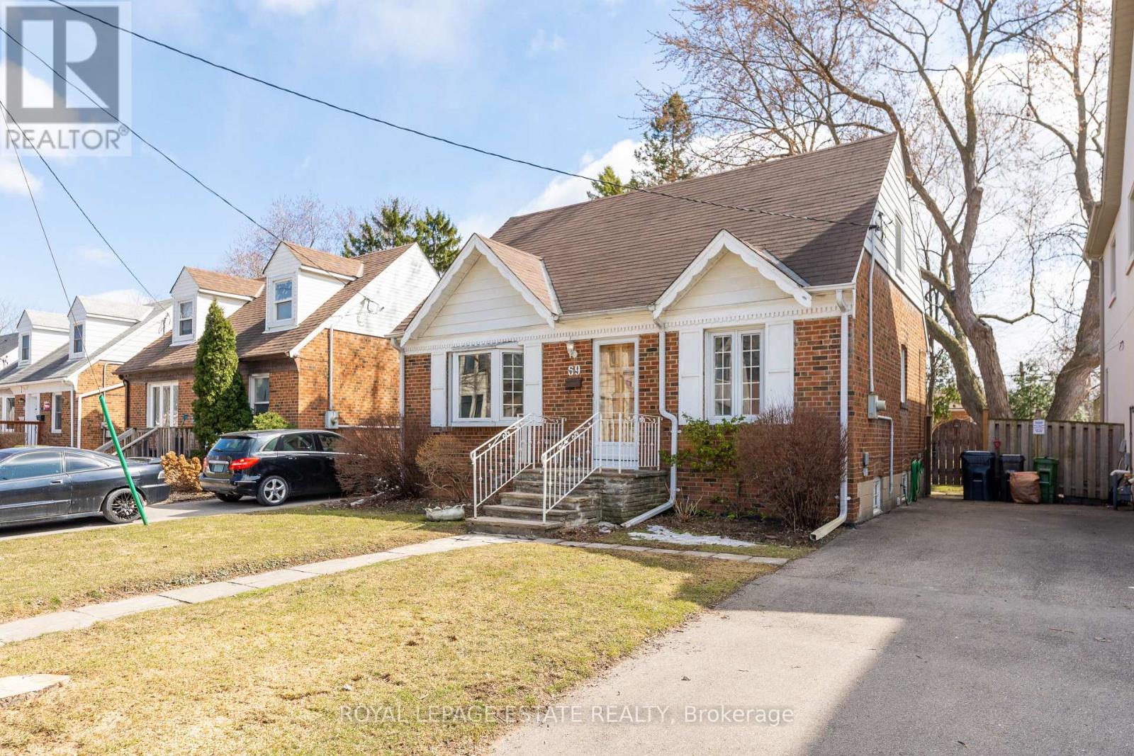 69 ANNDALE DRIVE, Toronto, Ontario