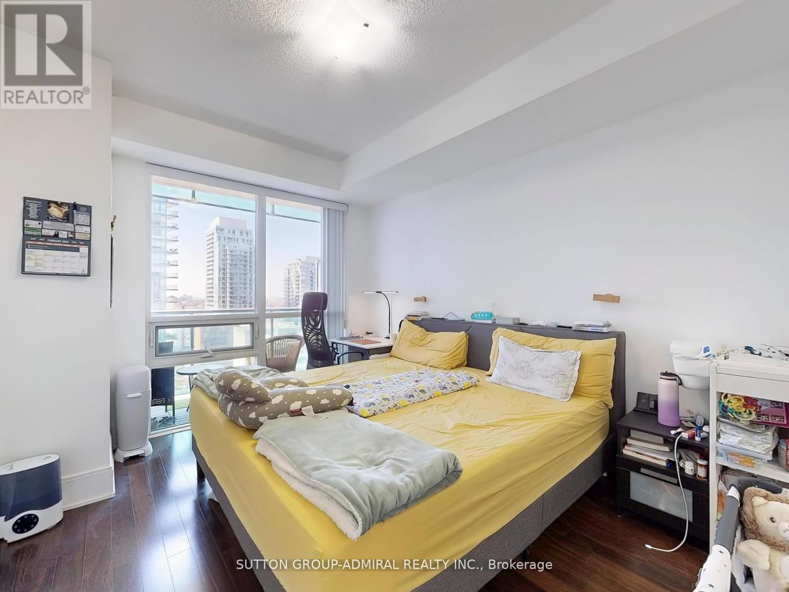 1916 - 70 Roehampton Avenue W, Toronto, Ontario  M4P 1R2 - Photo 16 - C12173445