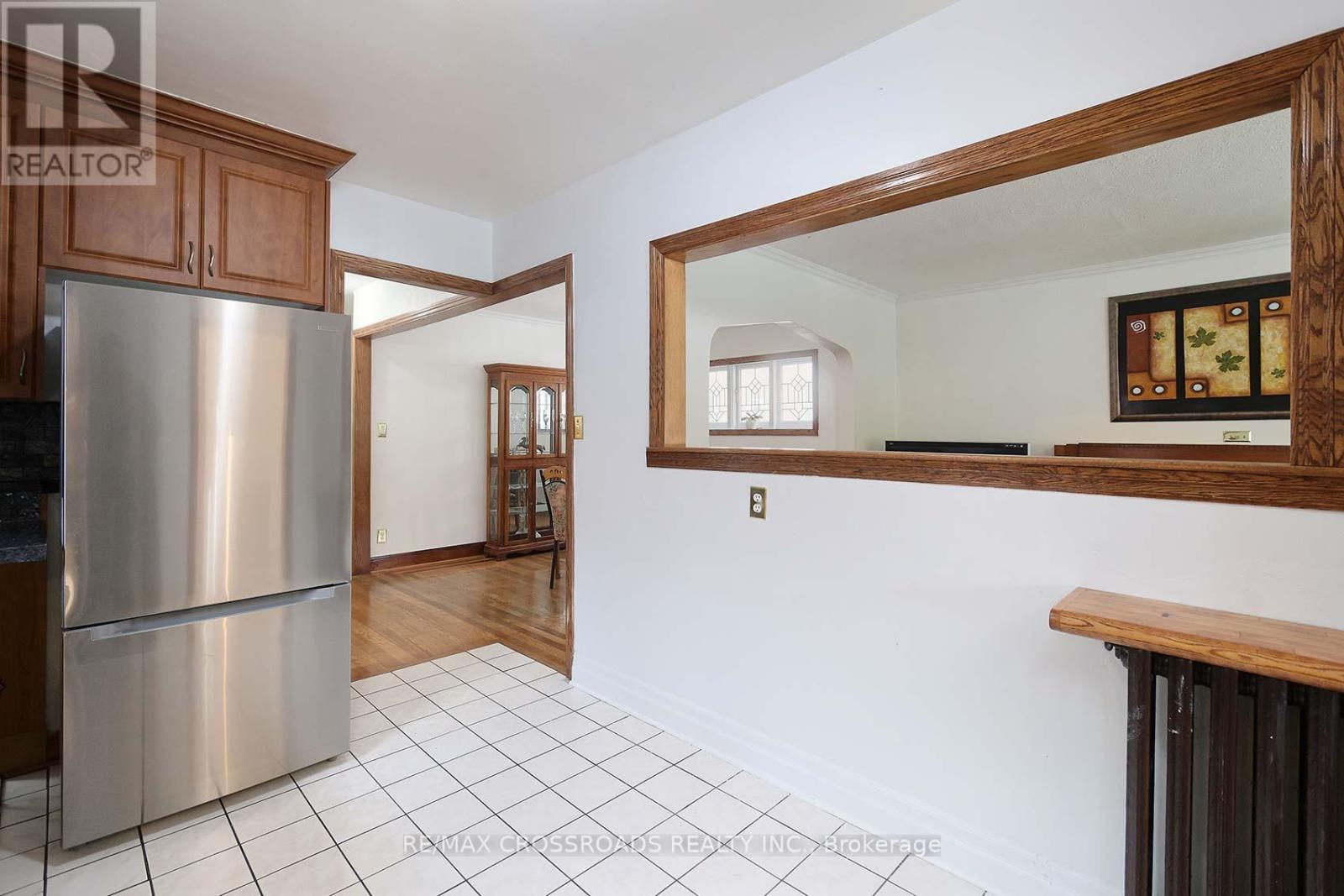 334 O'connor Drive, Toronto, Ontario  M4J 2V3 - Photo 11 - E12173261