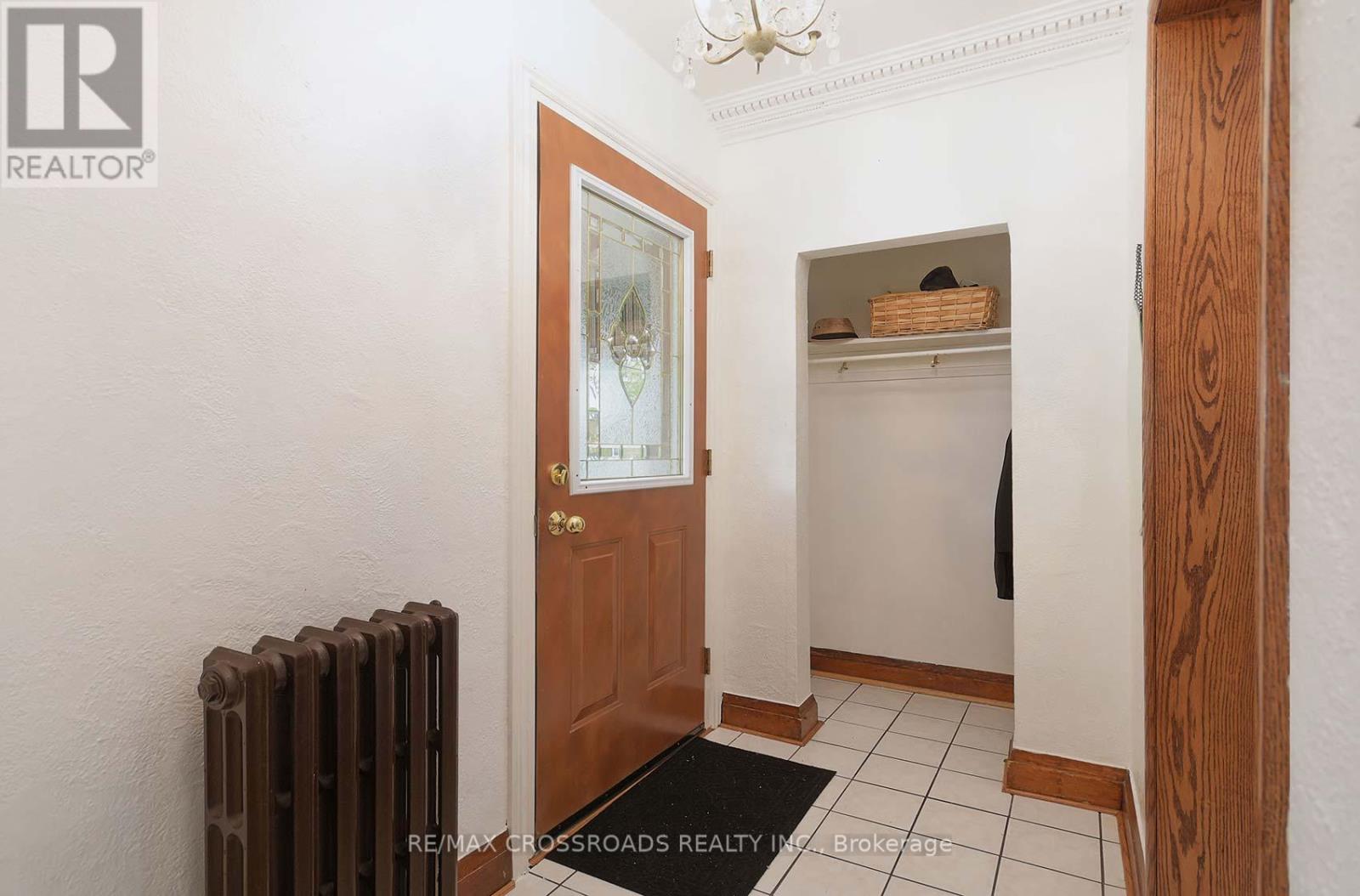 334 O'connor Drive, Toronto, Ontario  M4J 2V3 - Photo 6 - E12173261