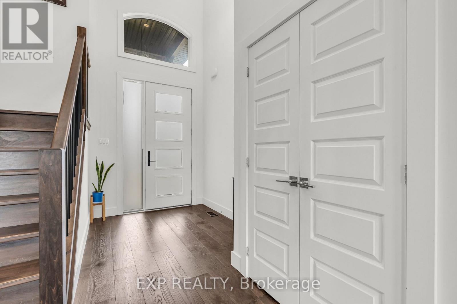Photo 7 of 48 for 1784 Brayford Avenue
