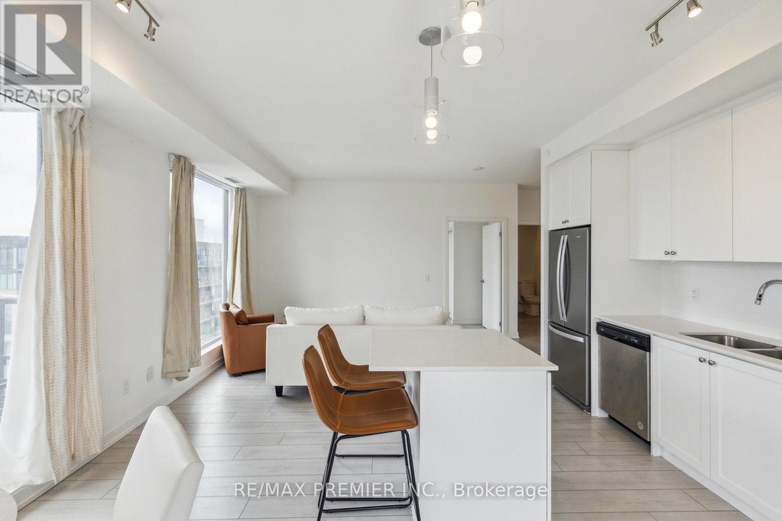 1709 - 55 Duke Street W, Kitchener, Ontario  M2H 0C9 - Photo 16 - X12089787