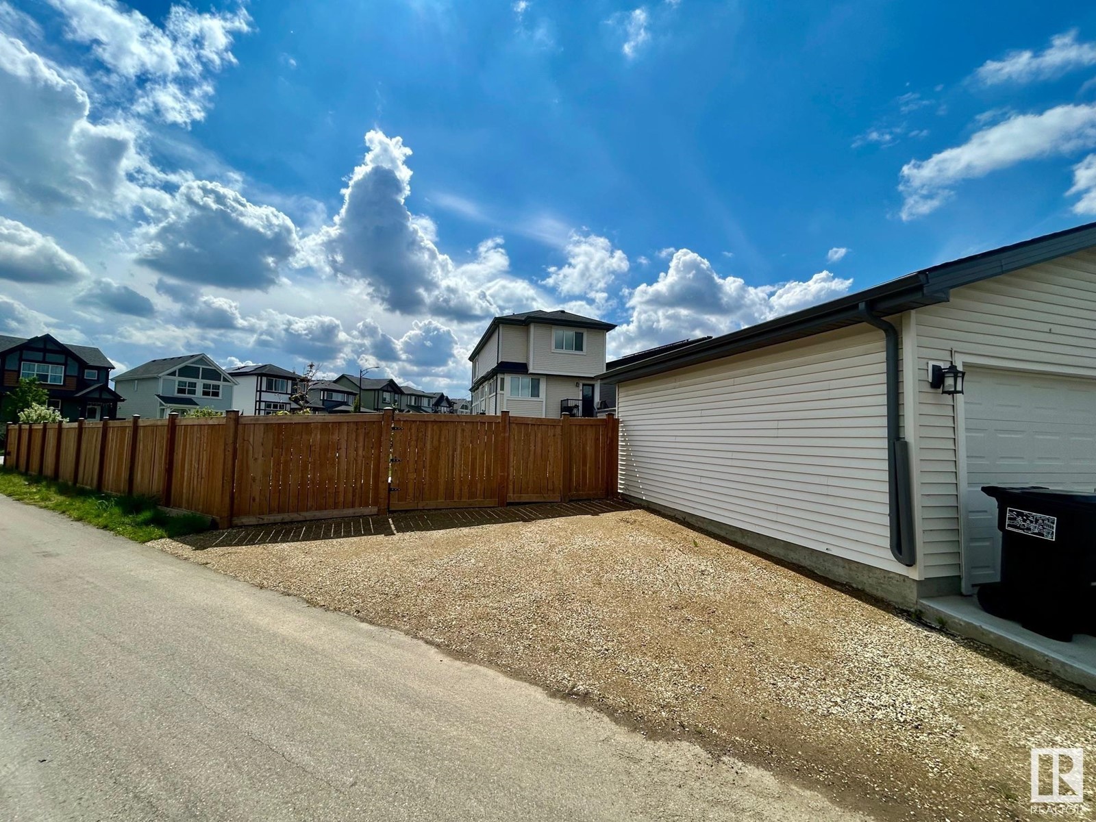 20932 130 Av Nw, Edmonton, Alberta  T5S 0L4 - Photo 28 - E4438549