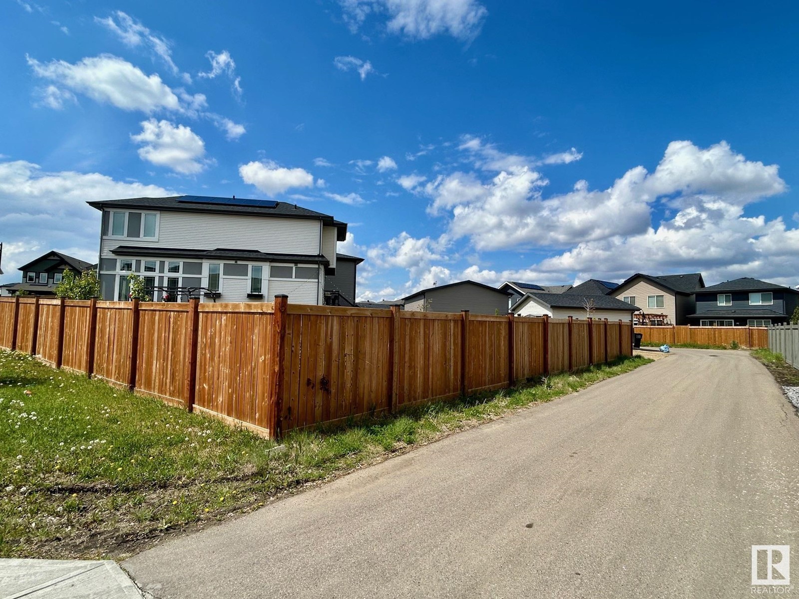 20932 130 Av Nw, Edmonton, Alberta  T5S 0L4 - Photo 29 - E4438549