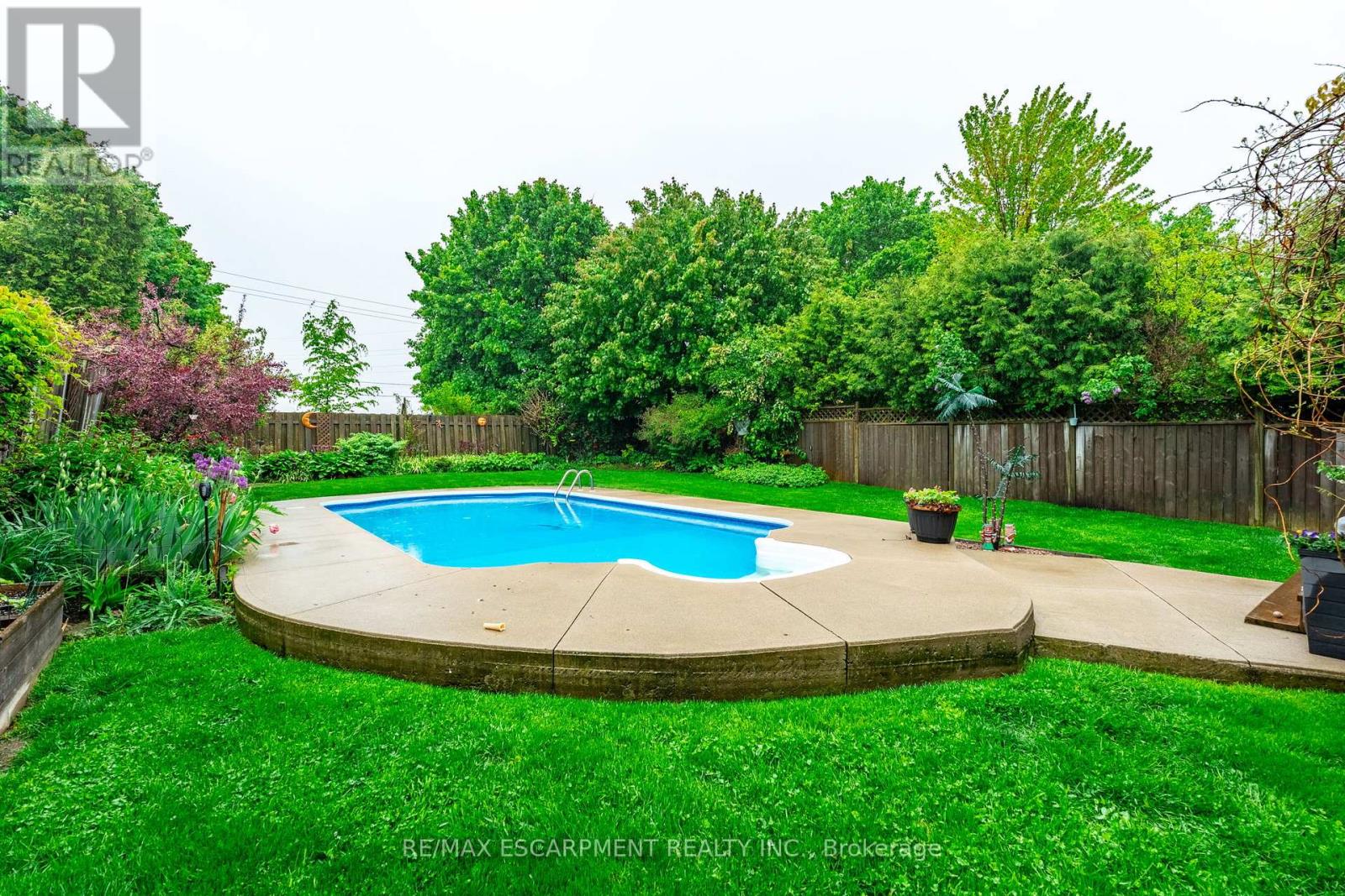 24 Vance Crescent, Hamilton, Ontario  L8B 0B7 - Photo 48 - X12170728