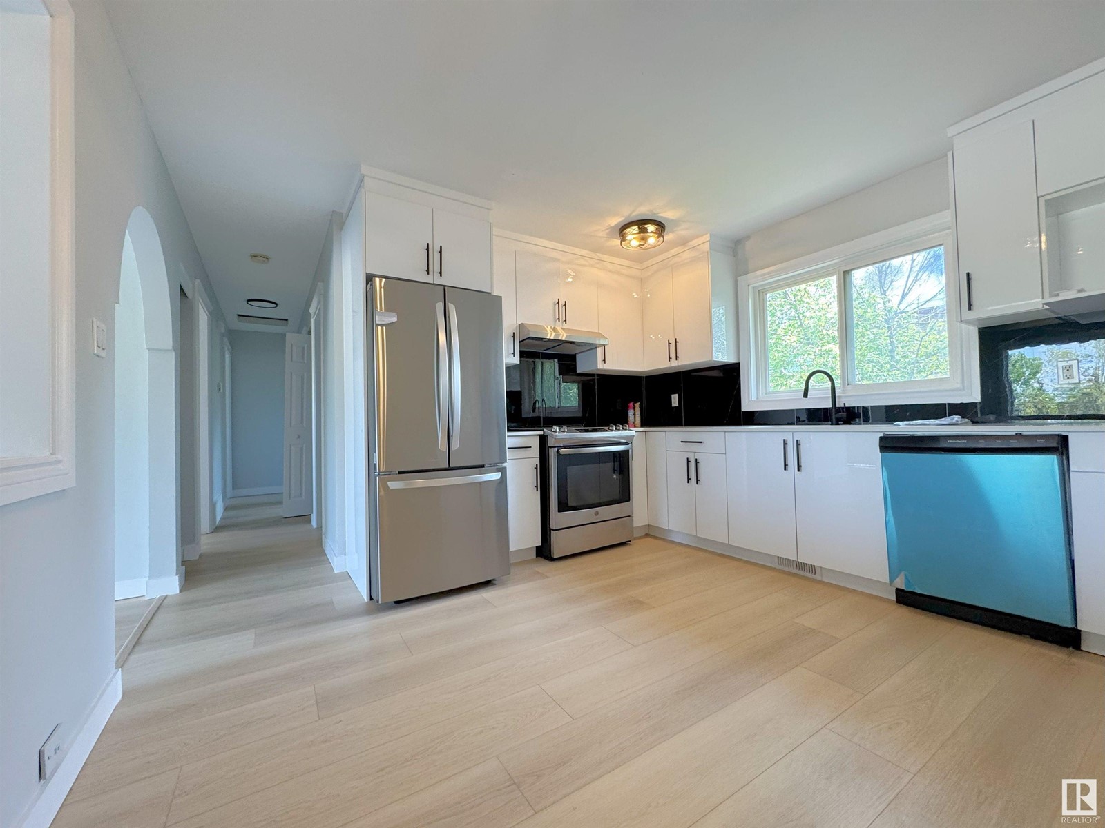 7807 36 Av Nw, Edmonton, Alberta  T6K 0C5 - Photo 10 - E4438552