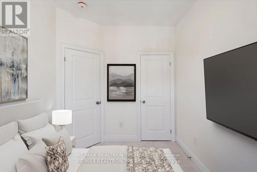 12 Griffith Street, Aurora, Ontario  L4G 4B1 - Photo 15 - N12173269
