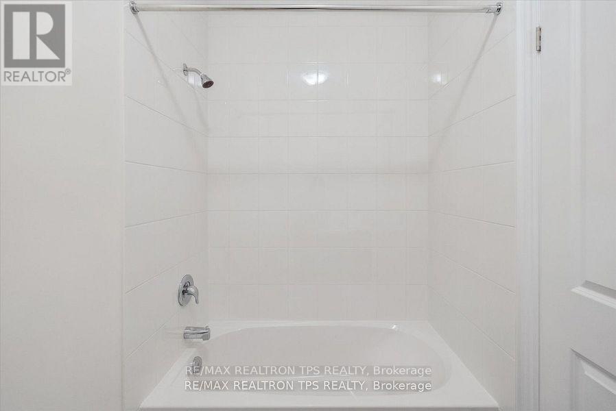 12 Griffith Street, Aurora, Ontario  L4G 4B1 - Photo 19 - N12173269