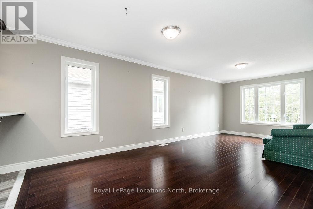 60 49th Street N, Wasaga Beach, Ontario  L9Z 1Y1 - Photo 11 - S12169060