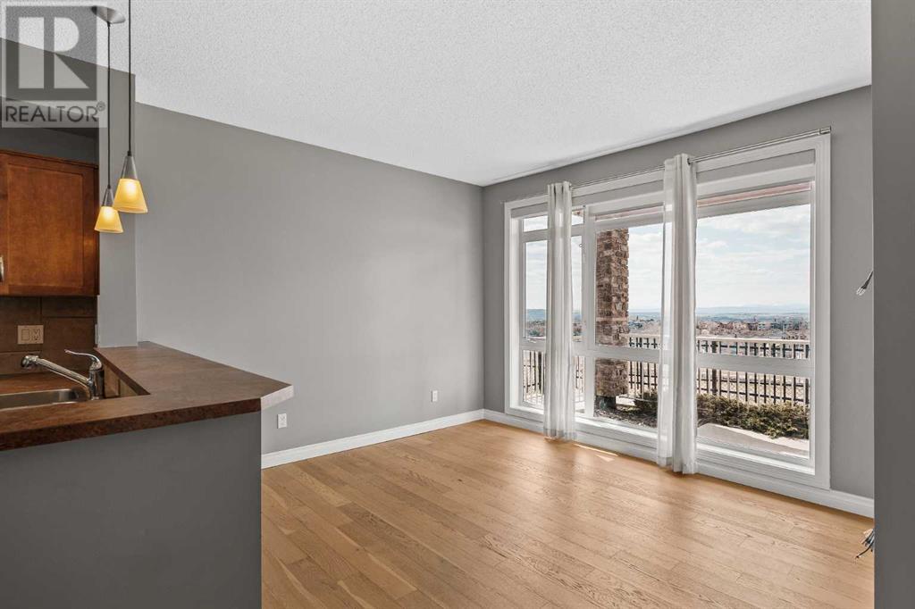 8, 153 Rockyledge View Nw, Calgary, Alberta  T3G 5Y5 - Photo 10 - A2215170