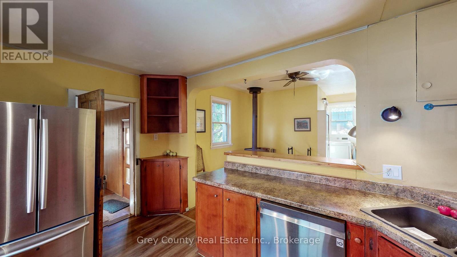 27-29 Main Street E, Grey Highlands, Ontario  N0C 1H0 - Photo 18 - X12070045
