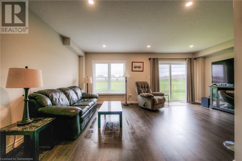 1365 Calais Drive, Woodstock, Ontario  N4T 0L8 - Photo 14 - 40733673