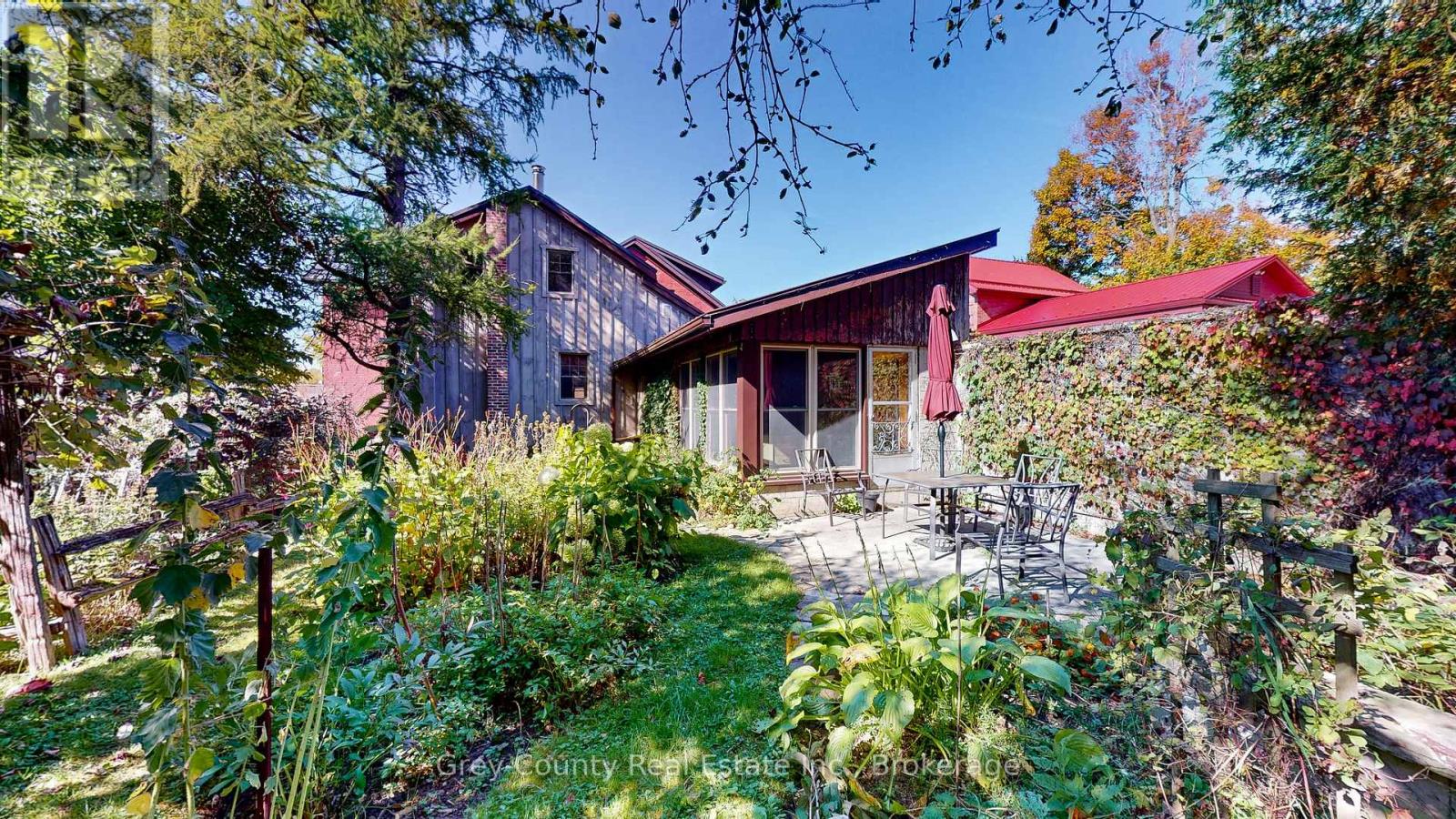 27-29 Main Street E, Grey Highlands, Ontario  N0C 1H0 - Photo 45 - X12070045