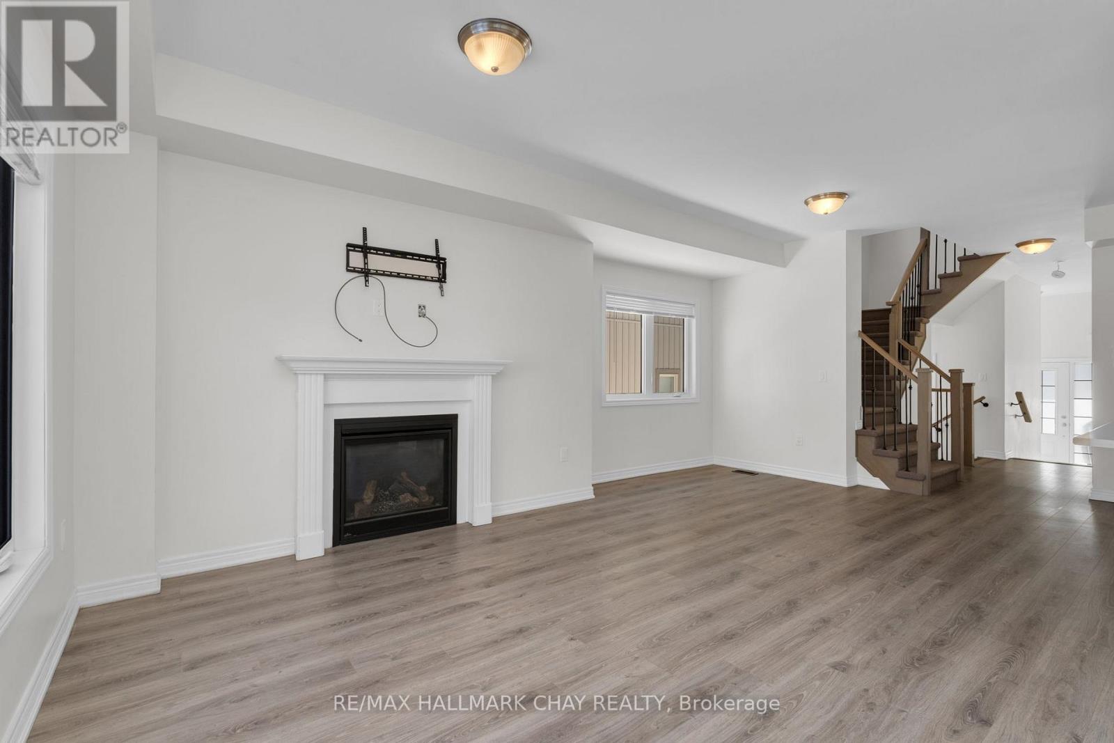 24 Churchlea Mews, Orillia, Ontario  L3V 8K9 - Photo 12 - S12173484