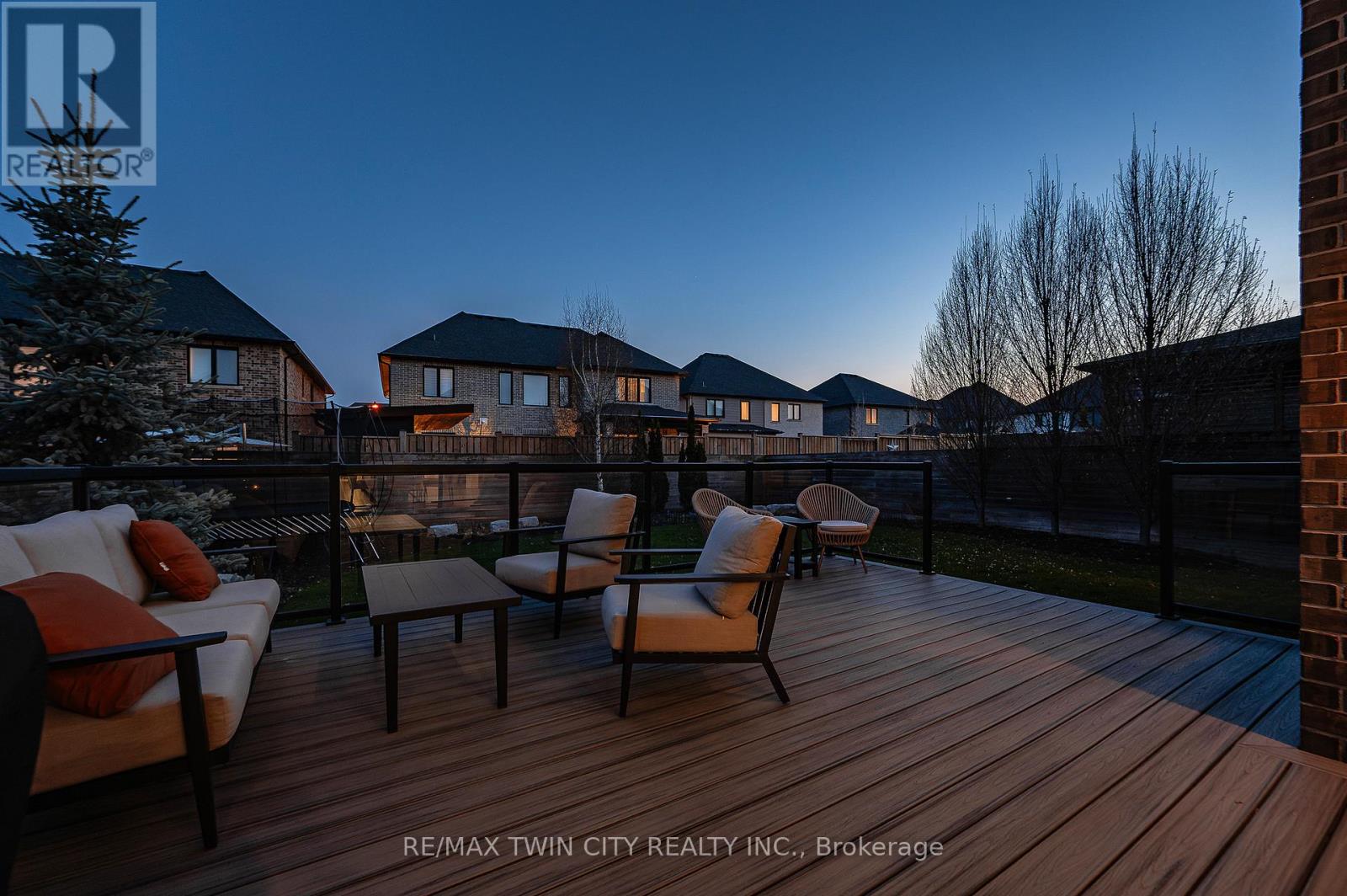 311 Deerfoot Trail, Waterloo, Ontario  N2K 0B3 - Photo 44 - X12104913