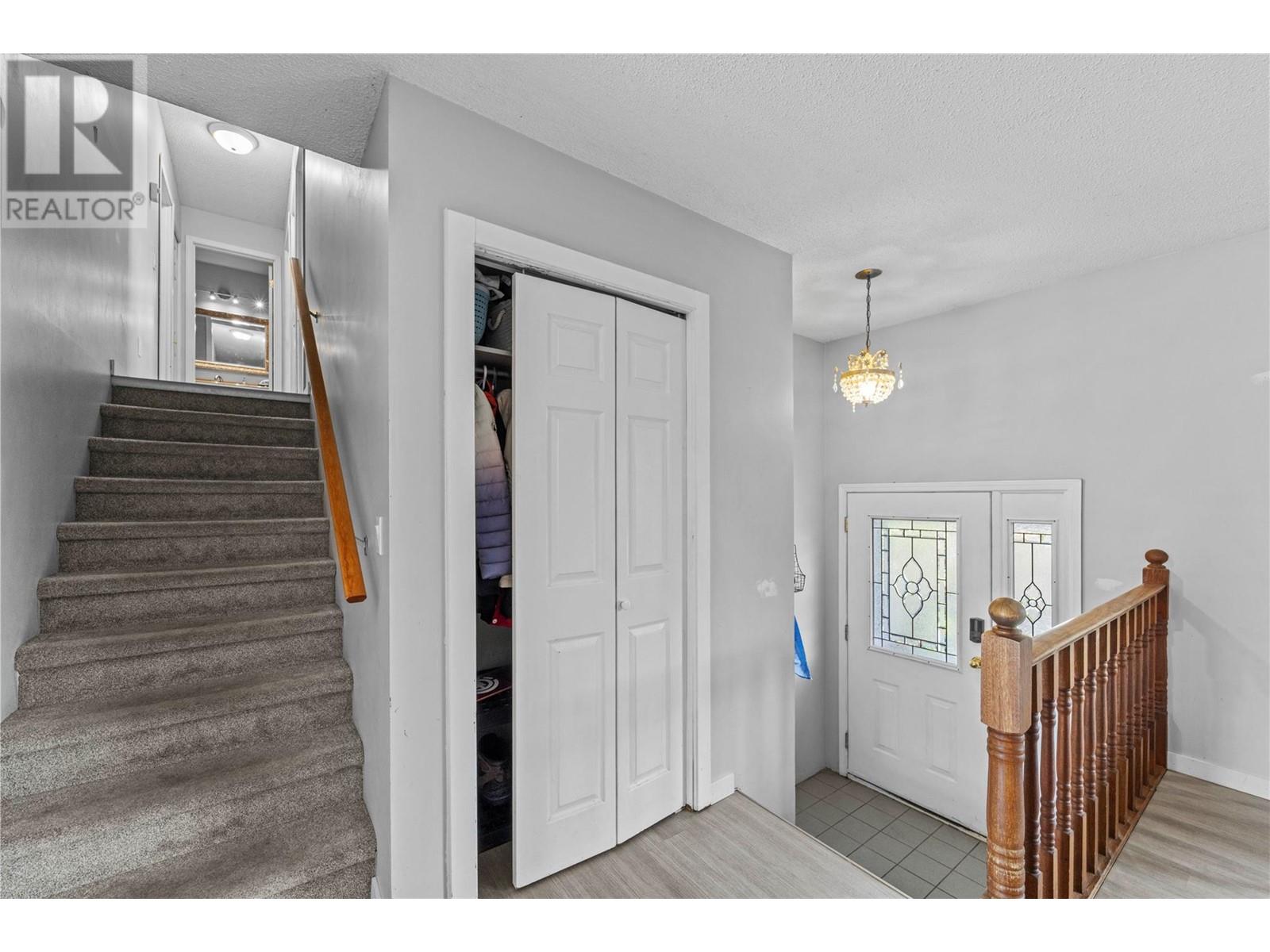 787 Gleneagles Drive, Kamloops, British Columbia  V2E 1J7 - Photo 10 - 10348661