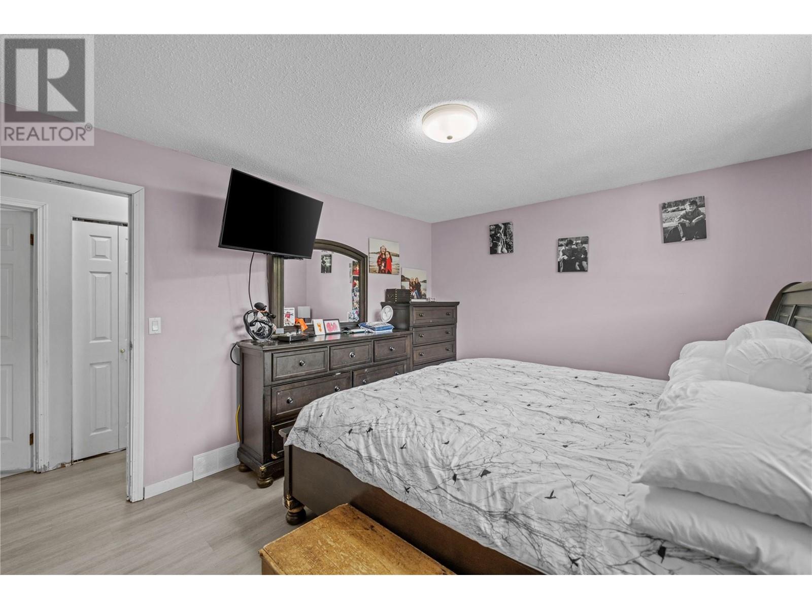 787 Gleneagles Drive, Kamloops, British Columbia  V2E 1J7 - Photo 14 - 10348661