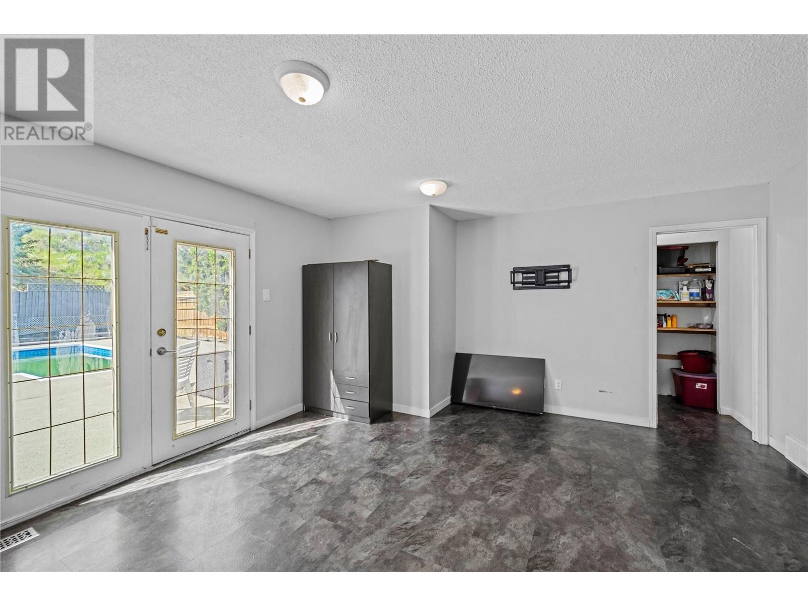 787 Gleneagles Drive, Kamloops, British Columbia  V2E 1J7 - Photo 19 - 10348661