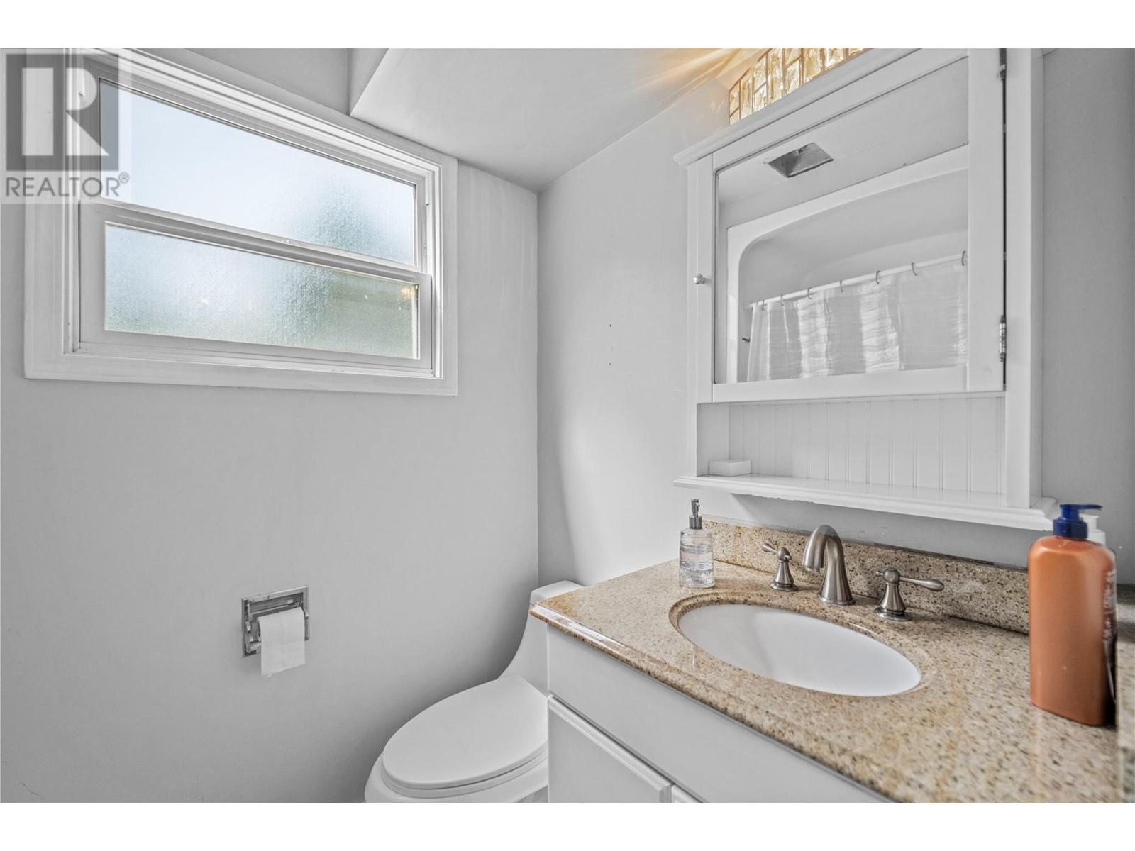 787 Gleneagles Drive, Kamloops, British Columbia  V2E 1J7 - Photo 23 - 10348661