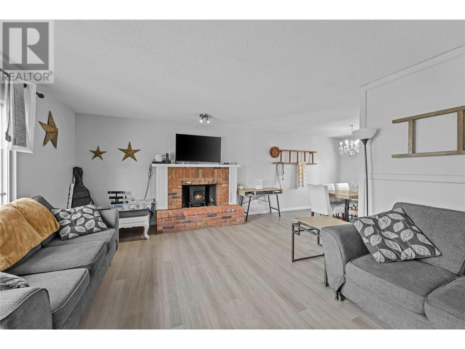 787 Gleneagles Drive, Kamloops, BC V2E1J7
