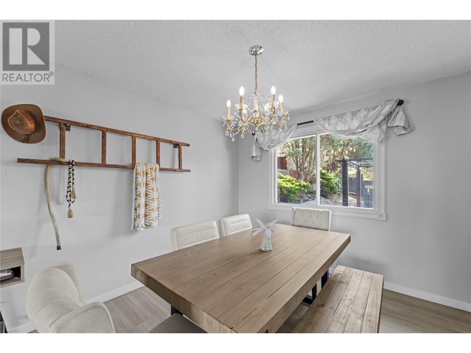 787 Gleneagles Drive, Kamloops, BC V2E1J7