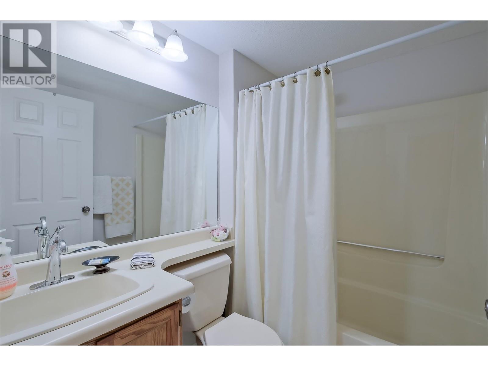 1170 Brookside Avenue Unit# 108, Kelowna, BC V1Y5T4