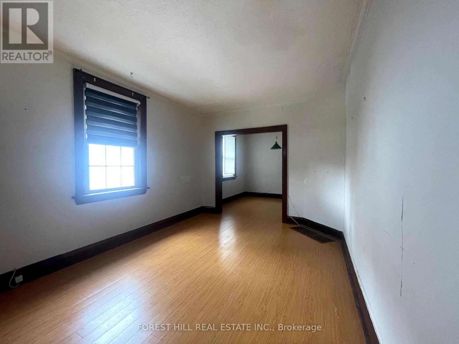 92 Twenty Sixth Street, Toronto (Long Branch), Ontario  M8V 3S1 - Photo 5 - W12173253