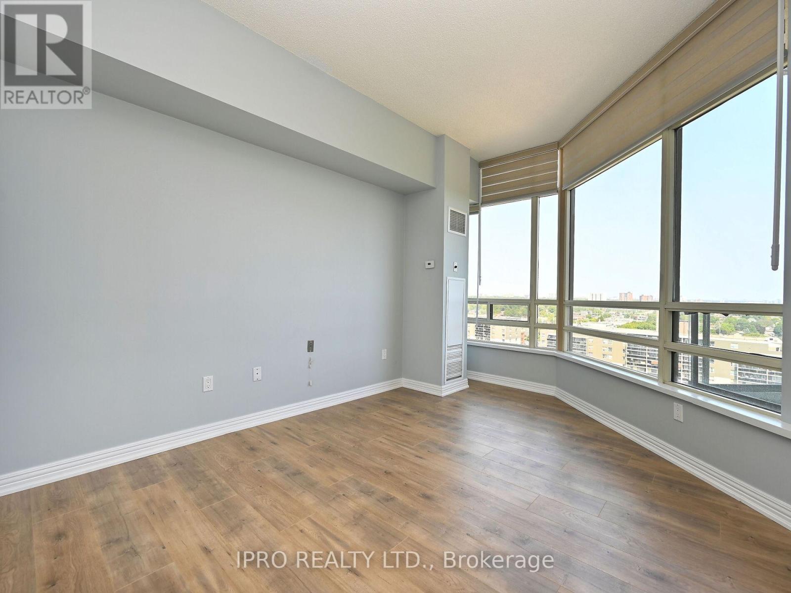 Ph3 - 75 King Street E, Mississauga, Ontario  L5A 4G5 - Photo 17 - W12173286
