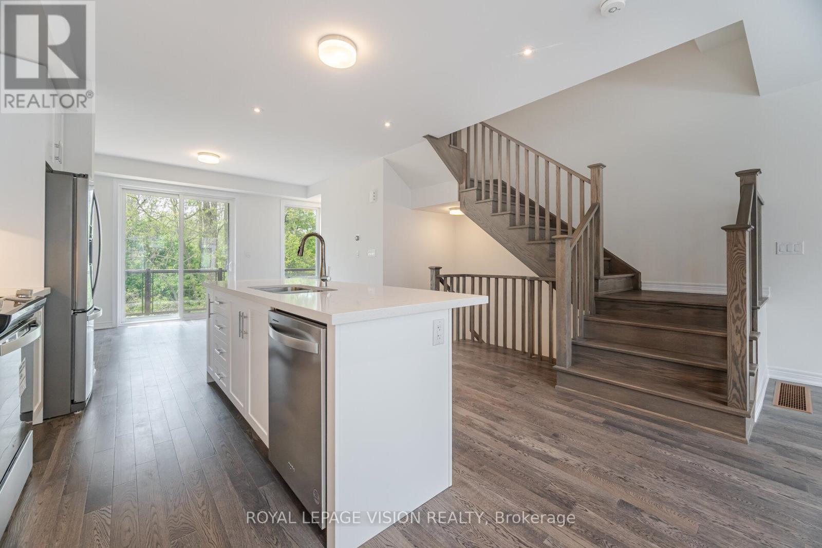38 Folcroft Street, Brampton, Ontario  L6Y 6L3 - Photo 13 - W12173288