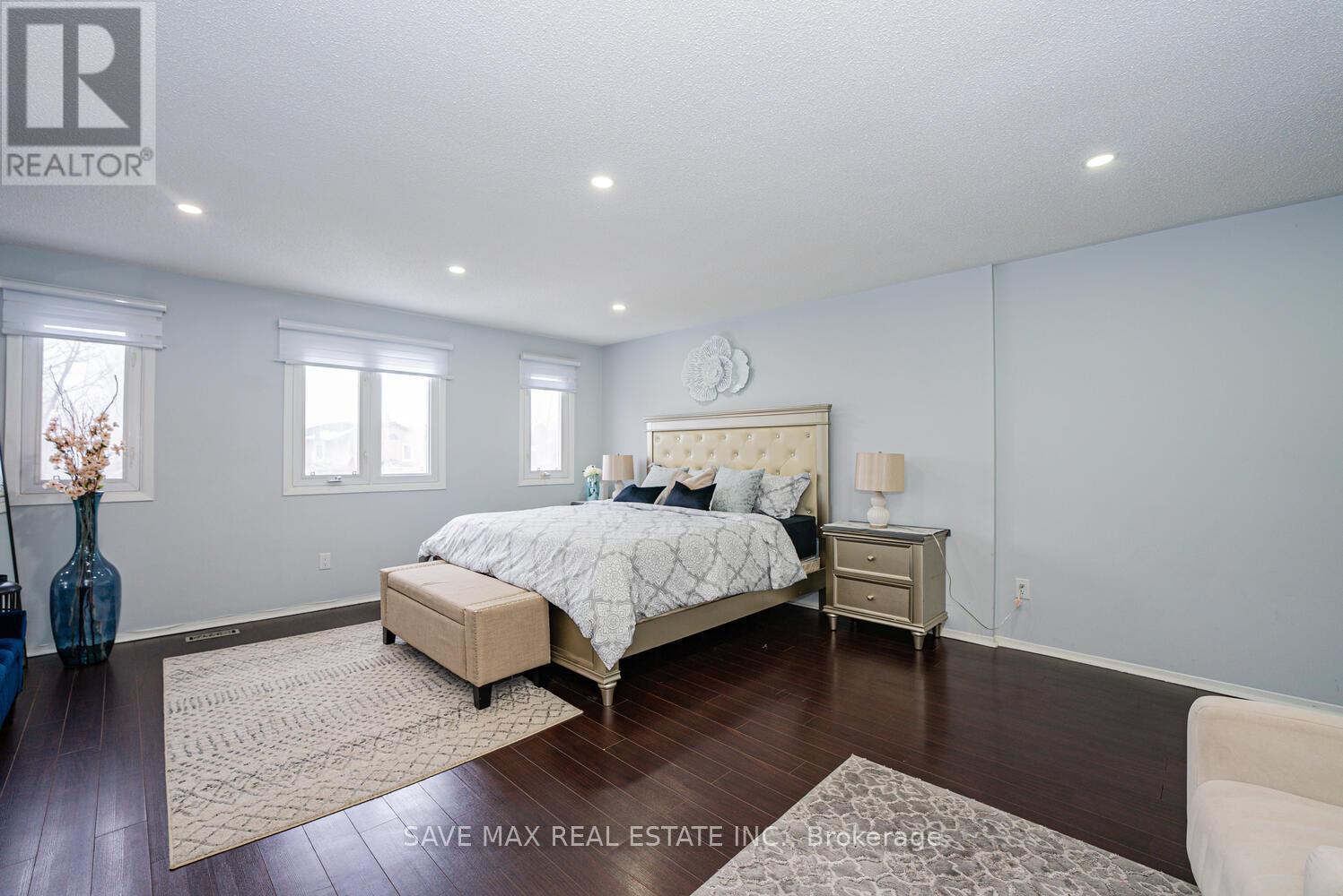 3446 Bertrand Road, Mississauga, Ontario  L5L 4G4 - Photo 22 - W12173296