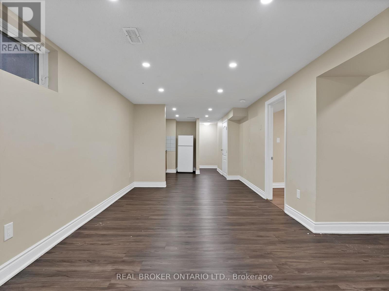 Bsmt - 251 Vodden Street E, Brampton, Ontario  L6V 1N3 - Photo 11 - W12173346