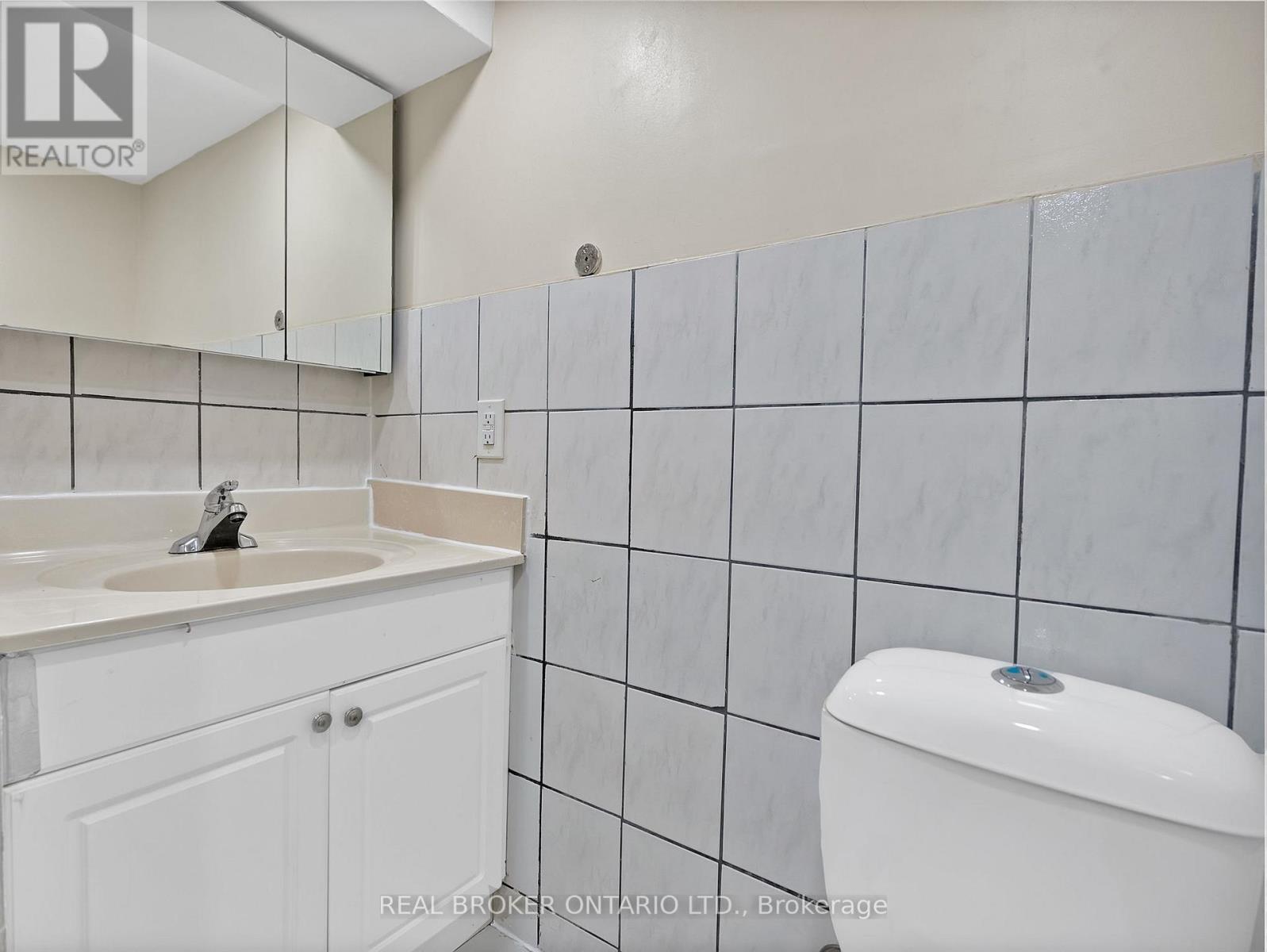 Bsmt - 251 Vodden Street E, Brampton, Ontario  L6V 1N3 - Photo 21 - W12173346