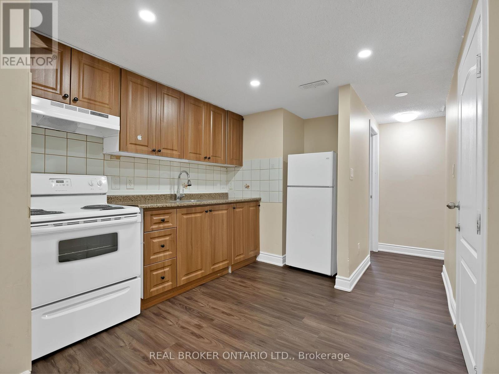 Bsmt - 251 Vodden Street E, Brampton, Ontario  L6V 1N3 - Photo 5 - W12173346