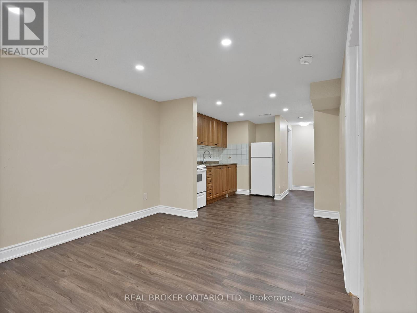 Bsmt - 251 Vodden Street E, Brampton, Ontario  L6V 1N3 - Photo 7 - W12173346