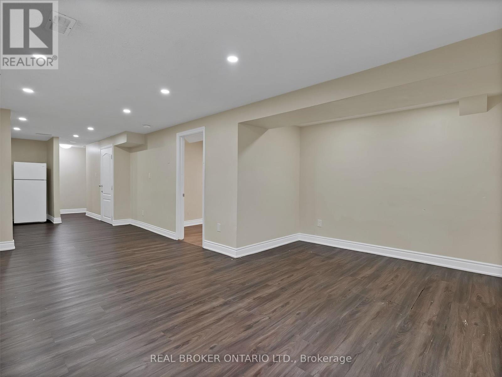 Bsmt - 251 Vodden Street E, Brampton, Ontario  L6V 1N3 - Photo 8 - W12173346