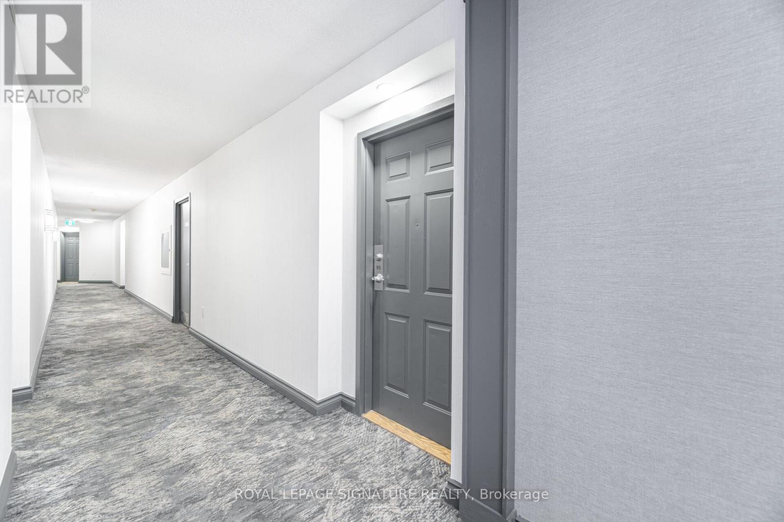 910 - 250 Webb Drive, Mississauga (City Centre), Ontario  L5B 3Z4 - Photo 20 - W12173400