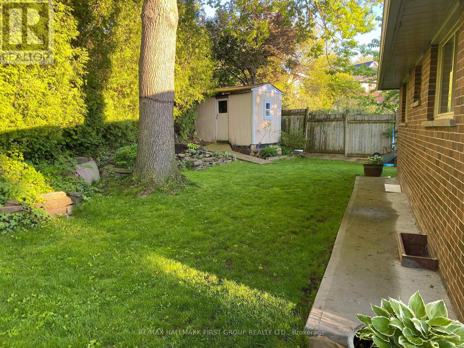 2647 Misener Crescent, Mississauga, Ontario  L5K 1M9 - Photo 25 - W12173446