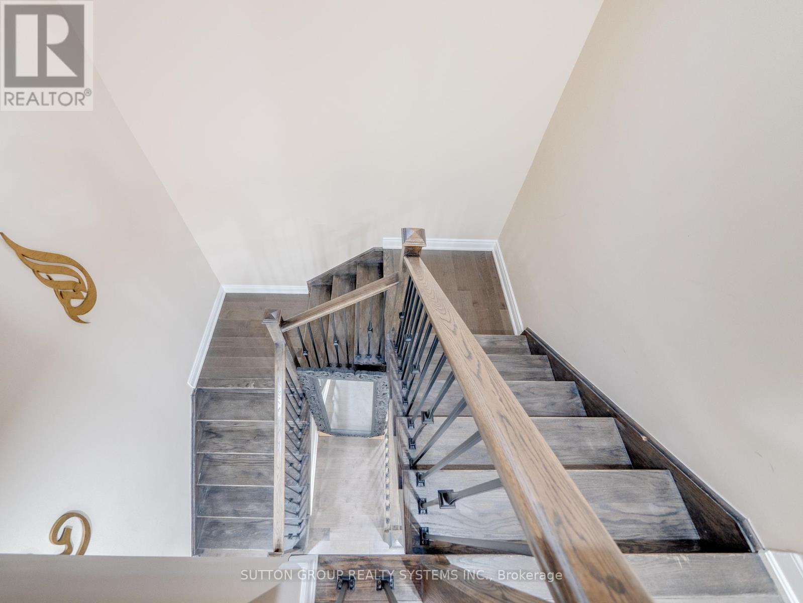1527 Mendelson Heights, Milton, Ontario  L9E 1H3 - Photo 31 - W12173460