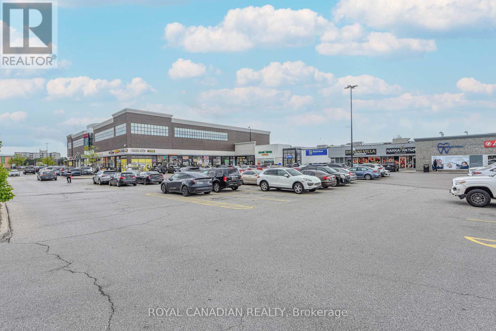 1e56 - 7215 Goreway Drive, Mississauga (Malton), Ontario  L4T 0B4 - Photo 15 - W12173493