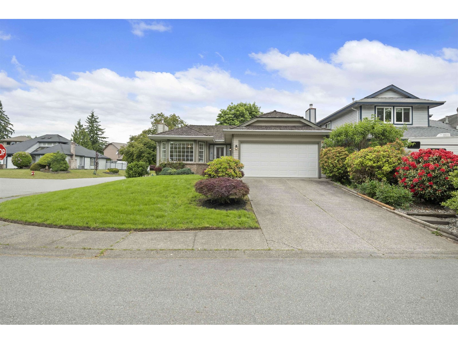 10532 WOODGLEN PLACE, Surrey, British Columbia