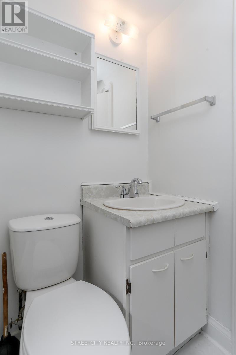 1843 Dundas Street E, London East (East H), Ontario  N5W 3E6 - Photo 30 - X12173558