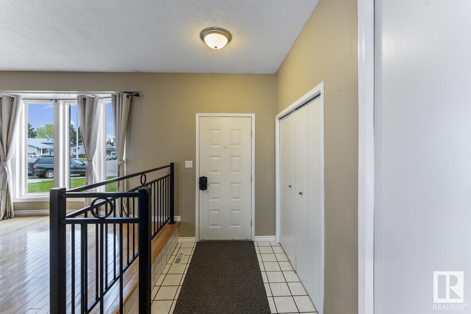 2031 4 Av, Cold Lake, Alberta  T9M 0V1 - Photo 3 - E4438521