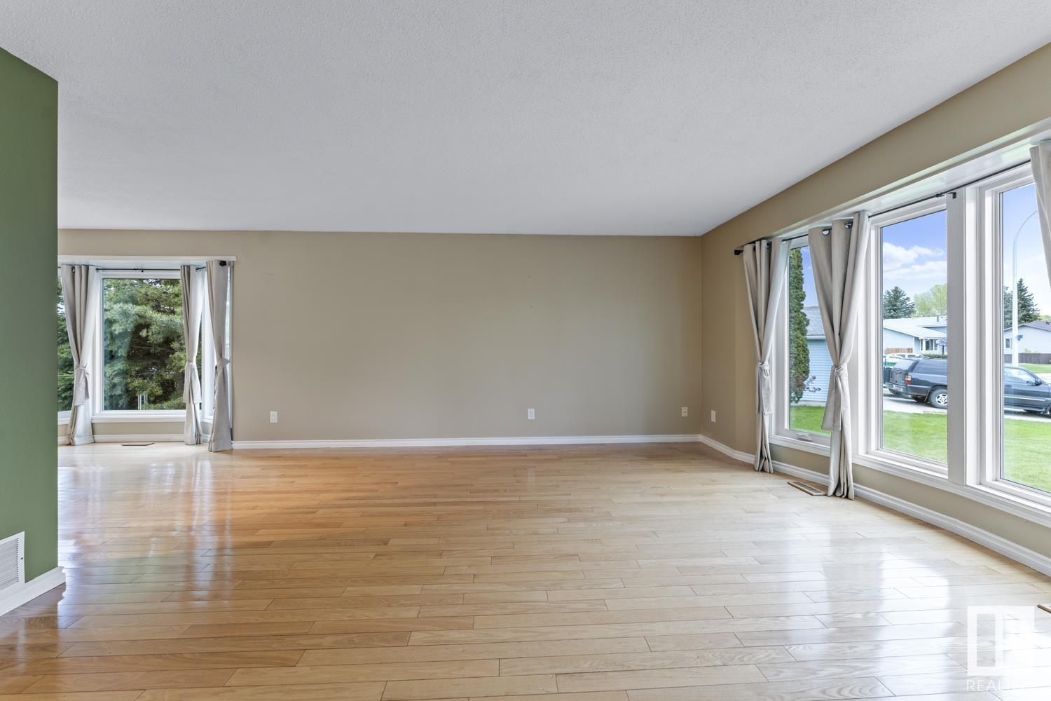 2031 4 Av, Cold Lake, Alberta  T9M 0V1 - Photo 5 - E4438521